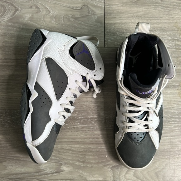 Air Jordan 7 Retro Flint (2021)  Men (9) - Picture 4 of 13